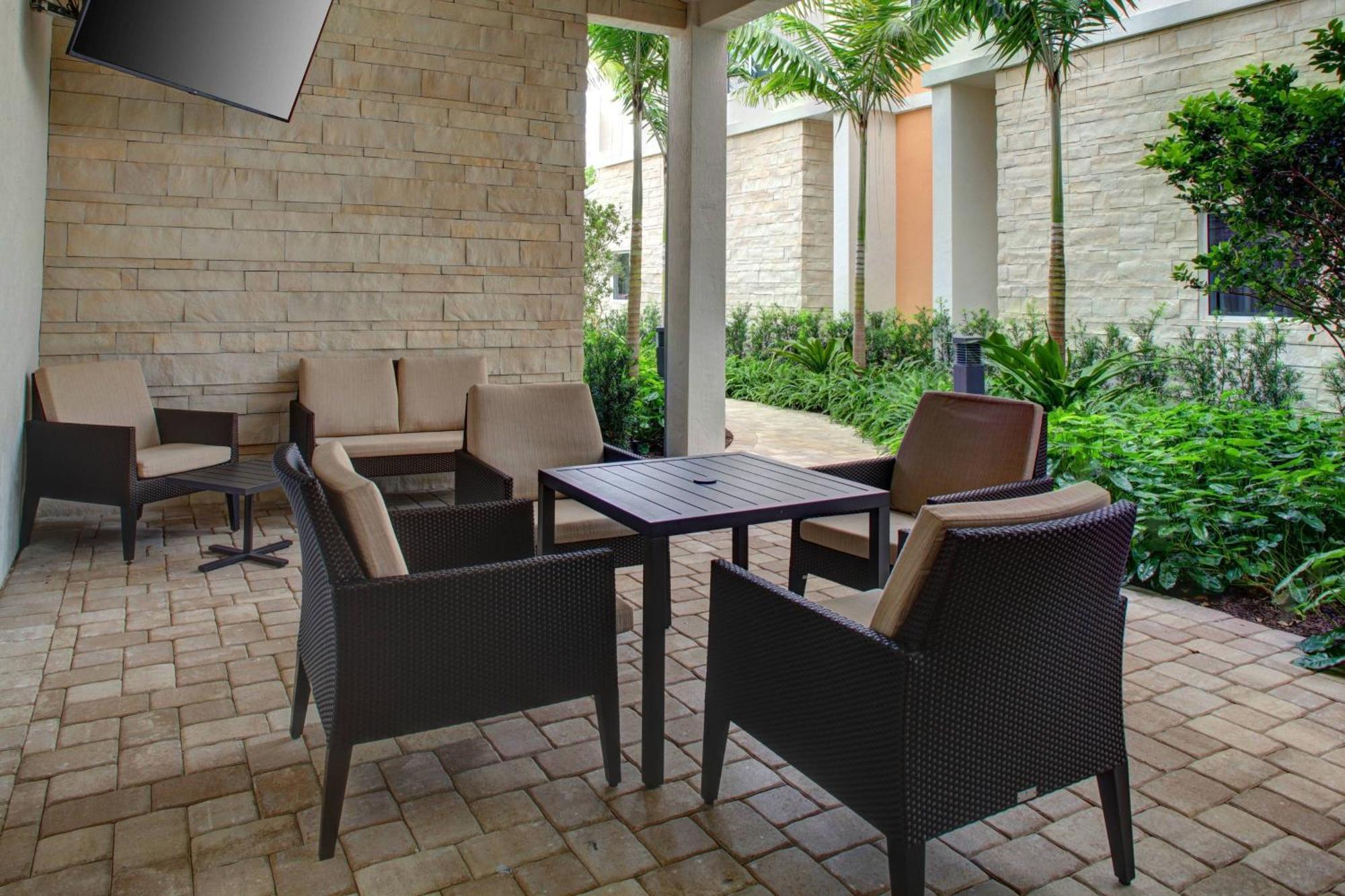 Residence Inn Fort Lauderdale Coconut Exteriér fotografie