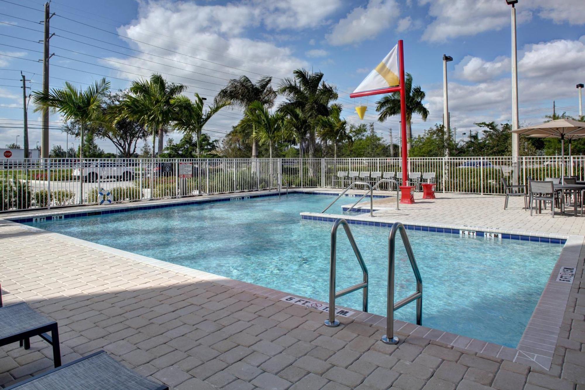 Residence Inn Fort Lauderdale Coconut Exteriér fotografie